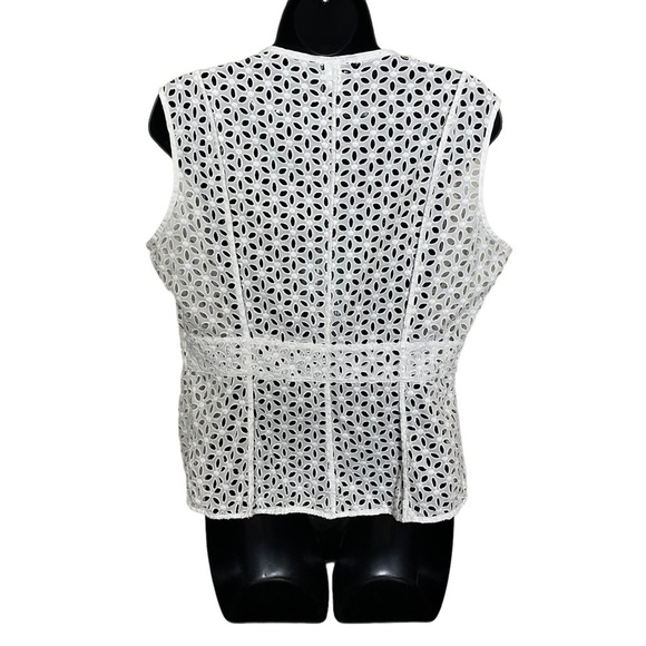 EUC Moda International vest, cotton eyelet fabric, white, size Large. - Picture 4 of 8